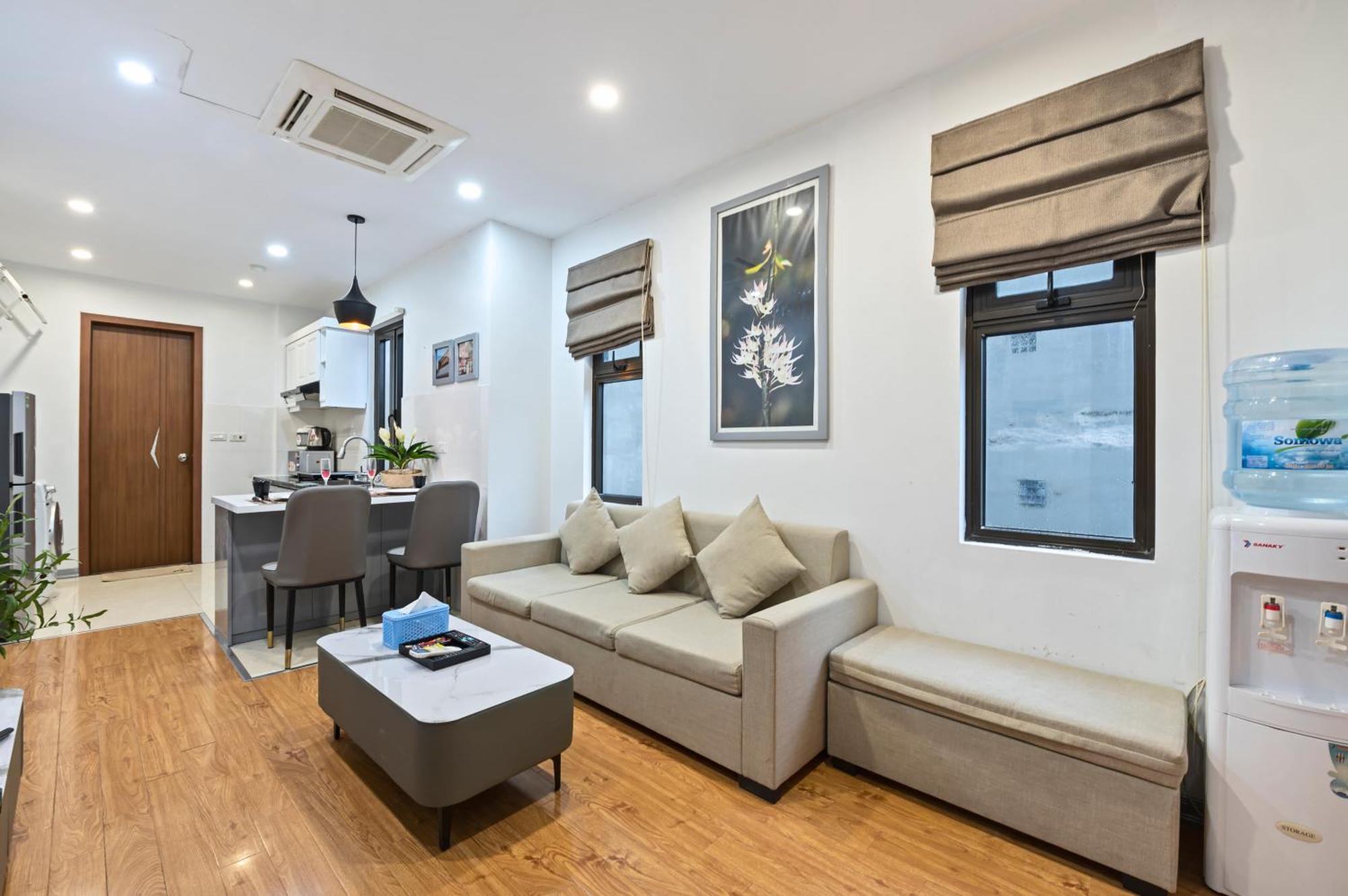 Housing22 Service 20 Linh Lang Hanoi