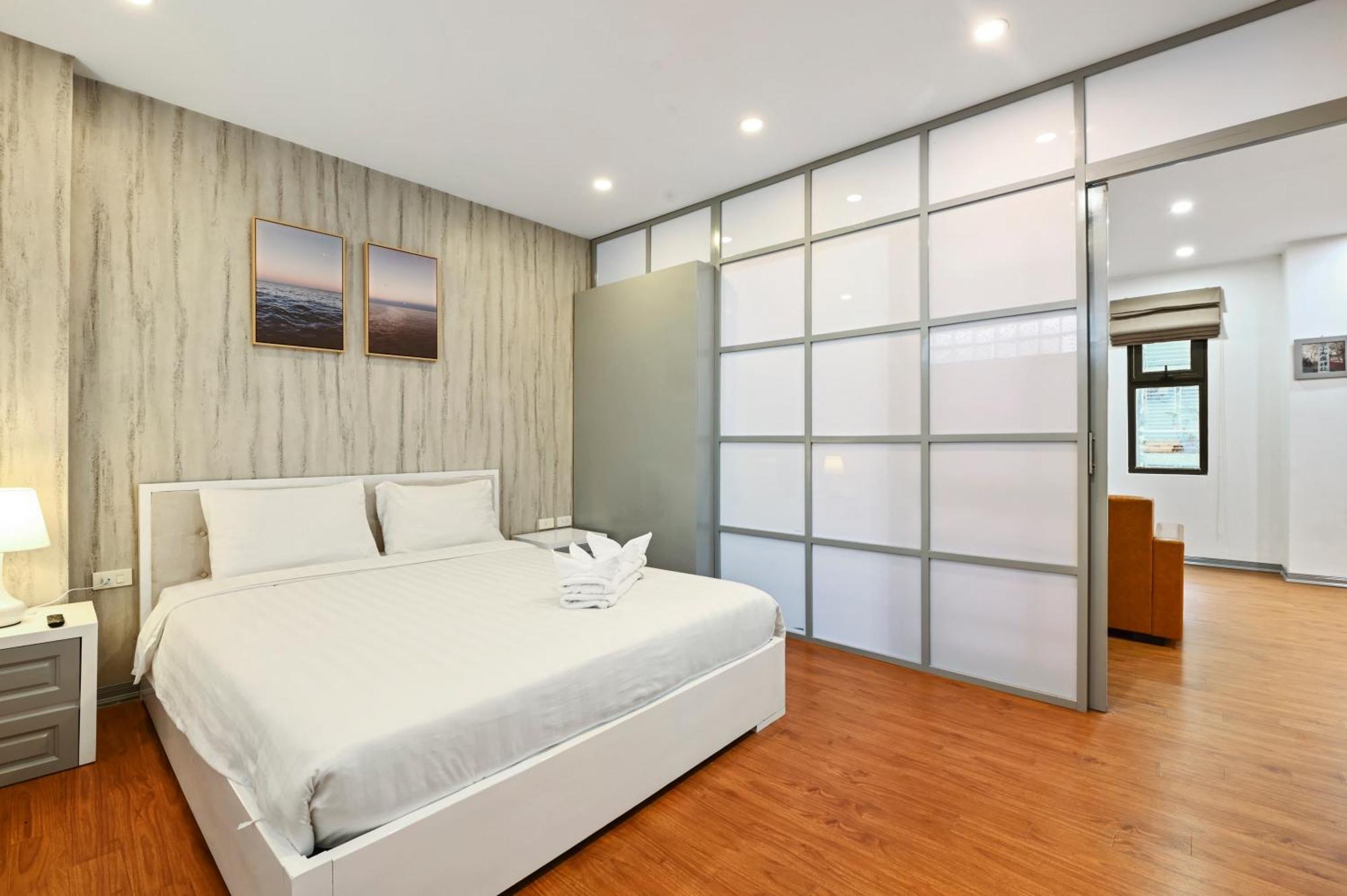Housing22 Service 20 Linh Lang Apartment *