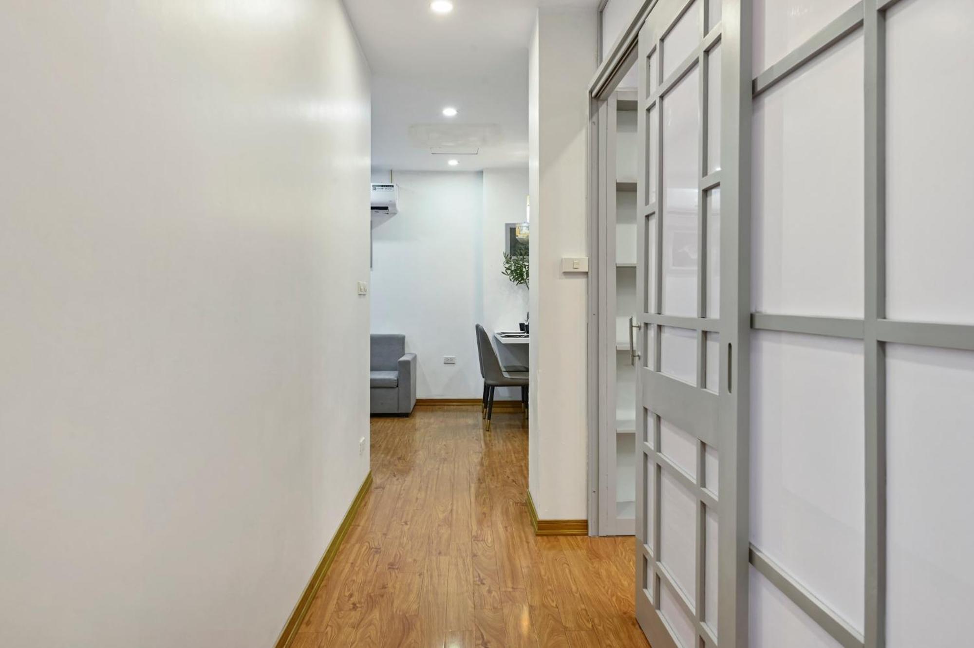 Housing22 Service 20 Linh Lang *