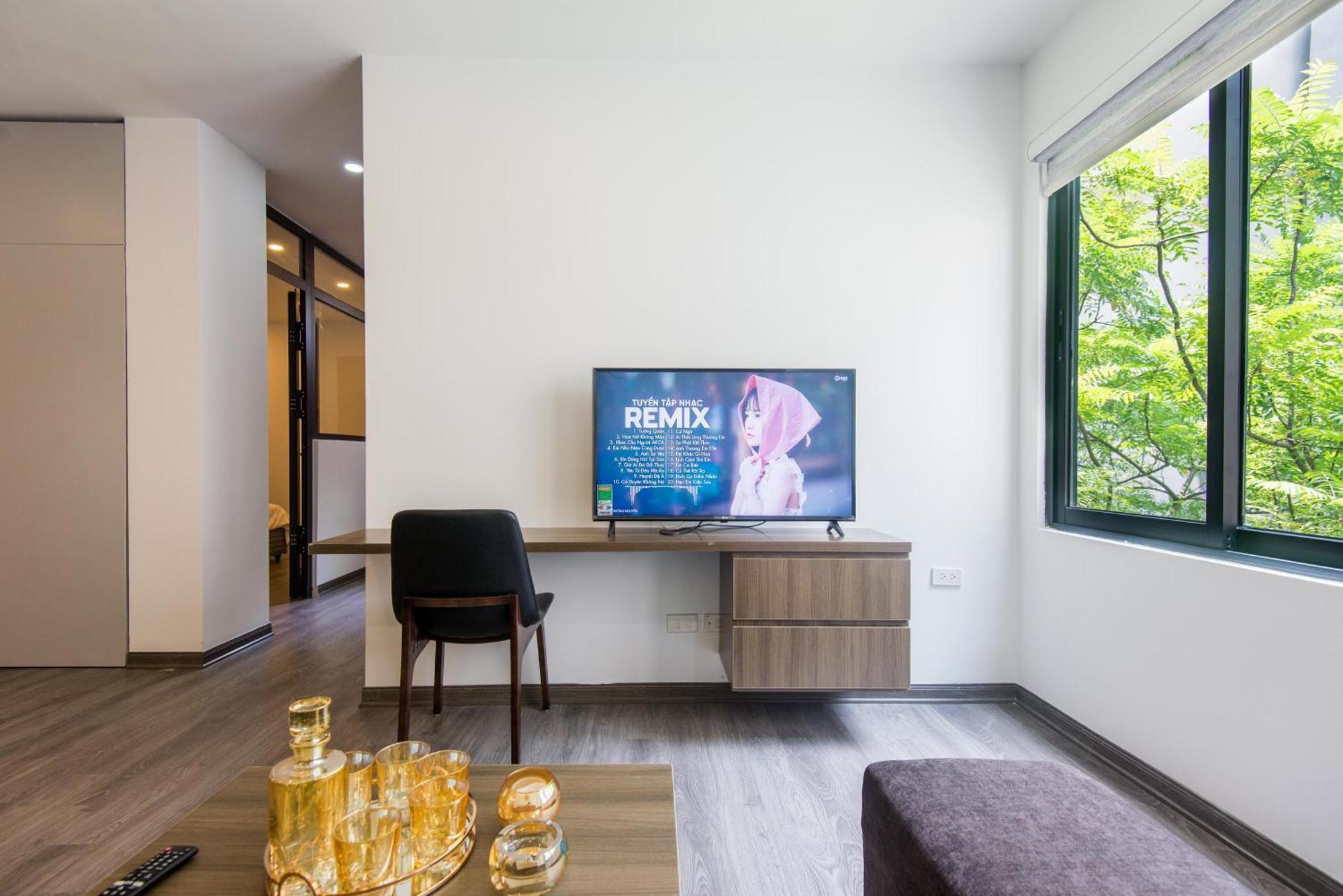 Housing22 Service 20 Linh Lang Apartment Hanoi