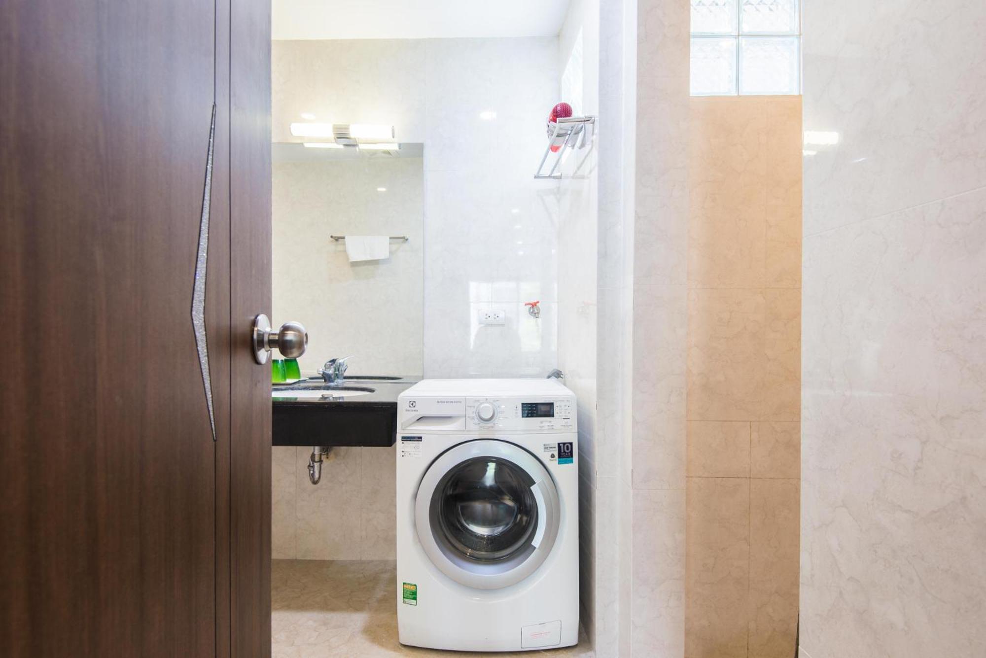 Housing22 Service 20 Linh Lang Apartment Hanoi